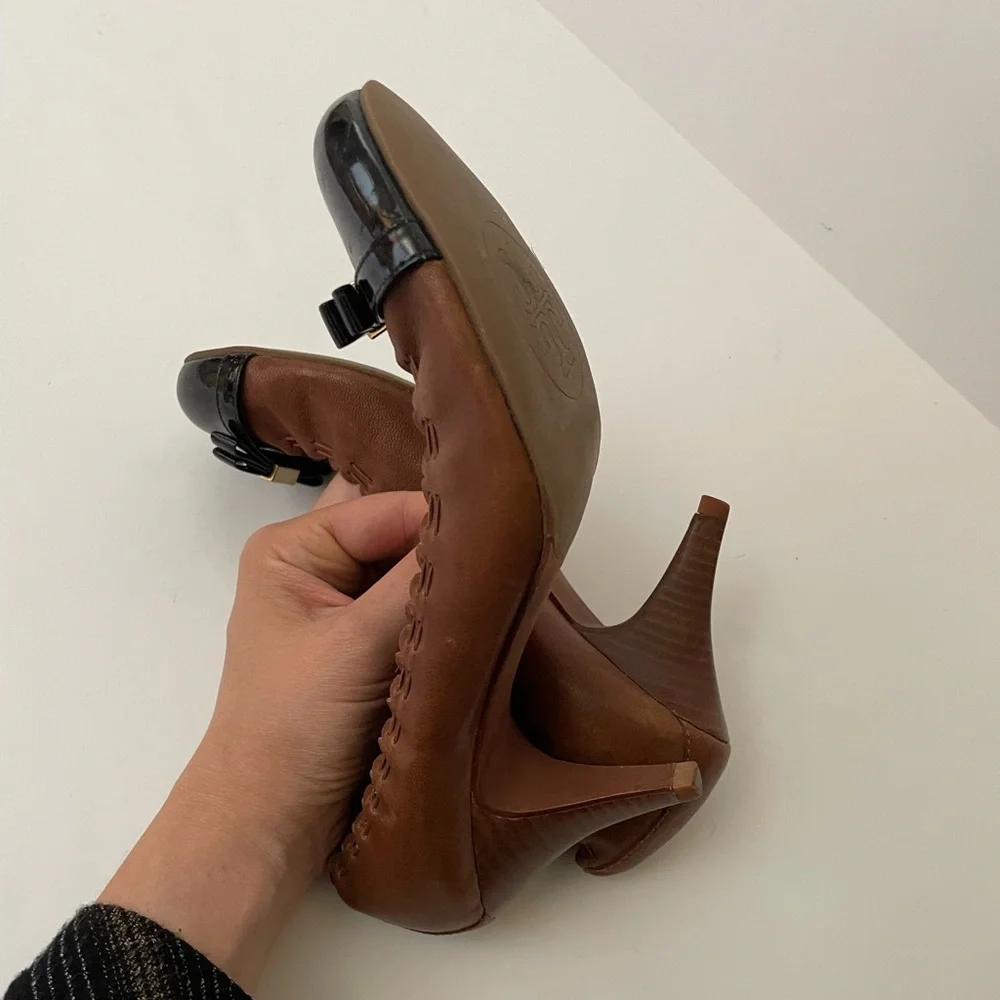 Tory Burch Brown Leather Cap-Toe Heels